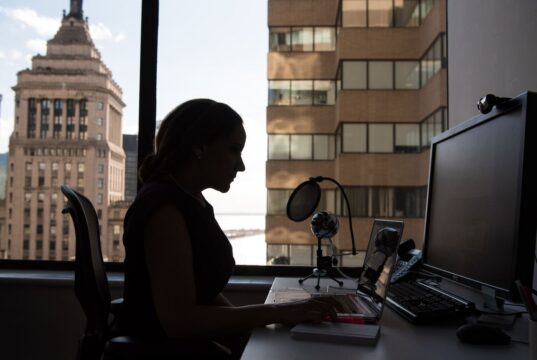 Best Software for Gamers to Live-stream Games Best Streaming Software